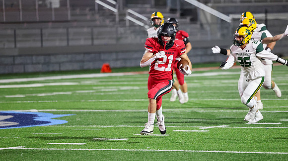 21 Brady Kaufman (28)