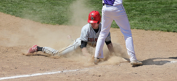 5-7-22 vs. Madison East Game 2  (22)