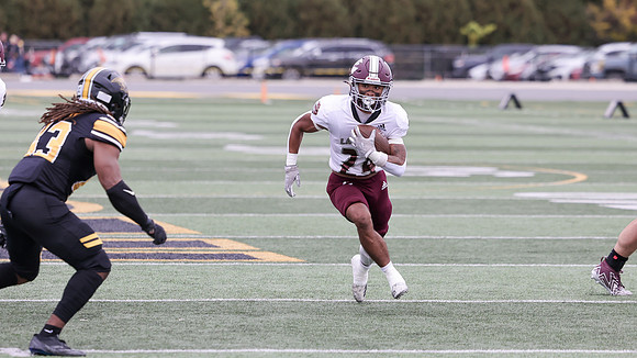 24 Najeh Mitchell (7)