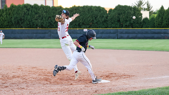 5-15-25 VARSITY vs. Middleton (192)