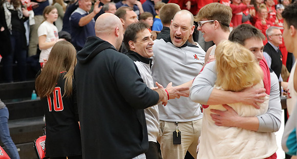 Coach Steve Maselter (4)