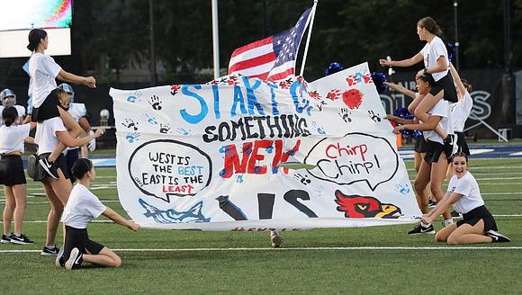 9-16-22 vs. Sun Prairie East  (28)