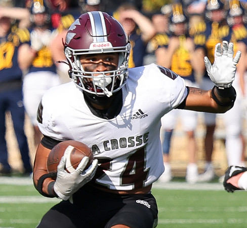 24 Najeh Mitchell (22)