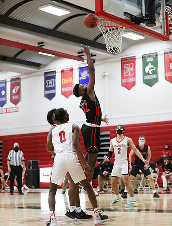32 Marshaun Knight vs. Sussex Hamilton  (7)