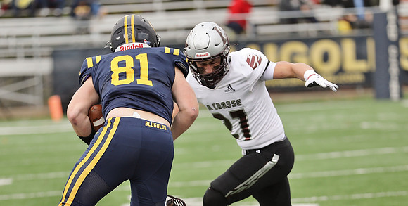 27 Caden Boettcher (10)