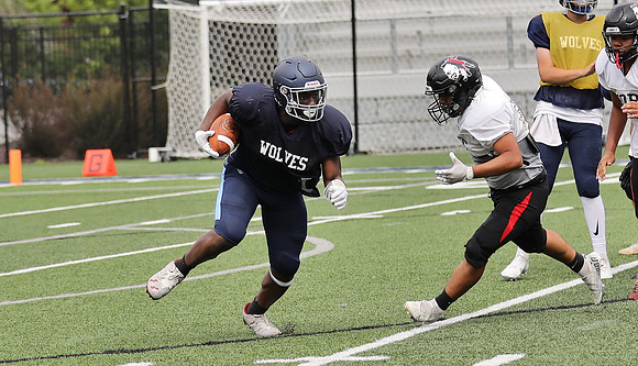 8-12-22 VARSITY Scrimmage vs. Fort Atkinson  (79)