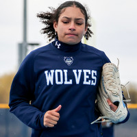 1 Skye Robinson (9)