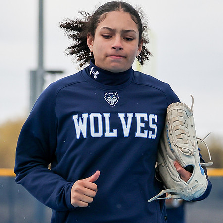 1 Skye Robinson (9)