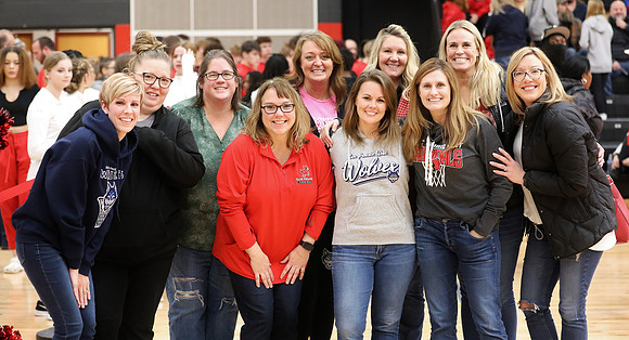 2022 Sophomore Mom's  (5)