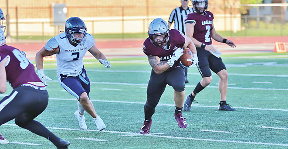 37 Ben Michaelowski (2)