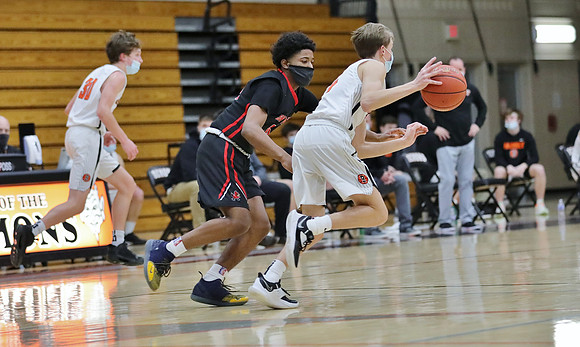 24 Jayvyn Garwo vs. Burlington  (3)