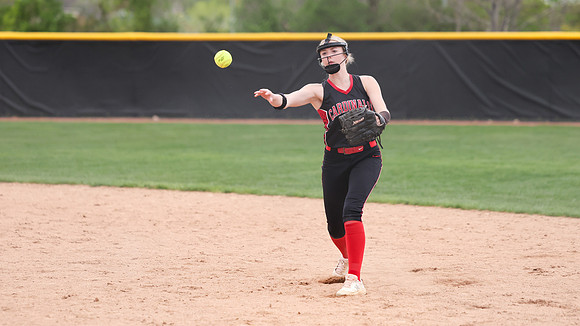 2 McKenna Gross (35)