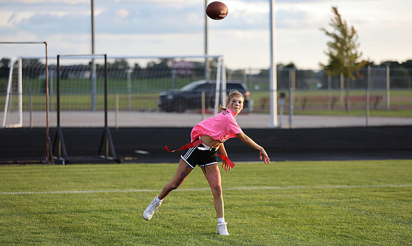 9-26-22 Powderpuff - Homecoming Week  (48)