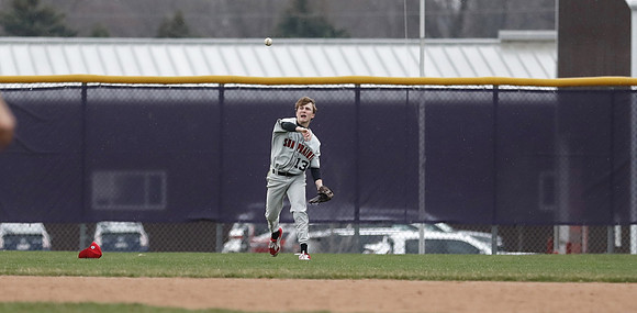4-29-22 Varsity vs. Waunakee (74)