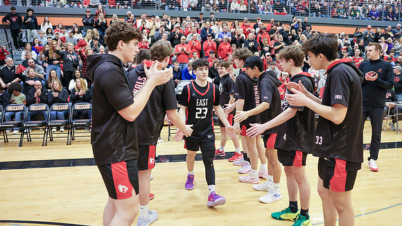 VARSITY Sectional Final vs. Waunakee (26)