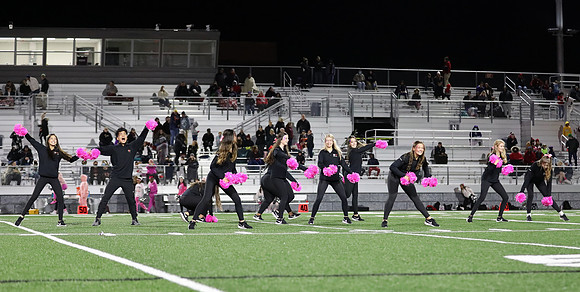 10-22-21 at Varisty Football Game  (40)