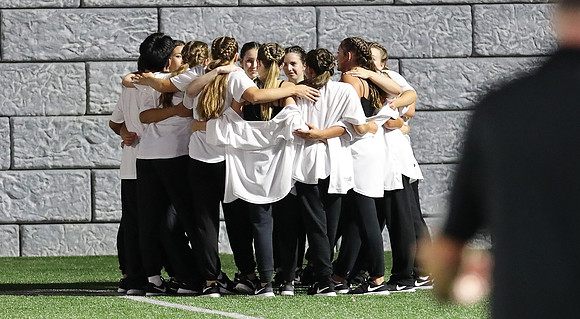 8-26-21 VARSITY Dance at Varsity Football Game  (25)