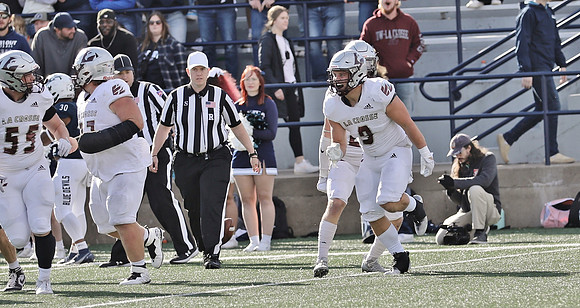 9 AJ Spychala (17)
