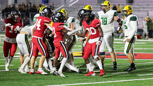 30 Antonio Graves (4)