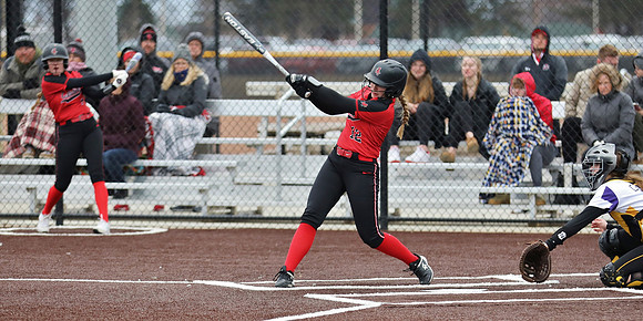 12 Tayler Baker (33)