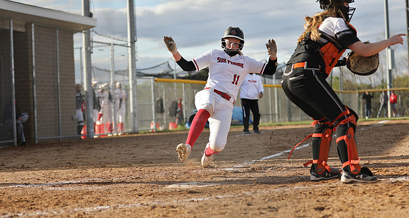 11 Ellie Rademacher (16)