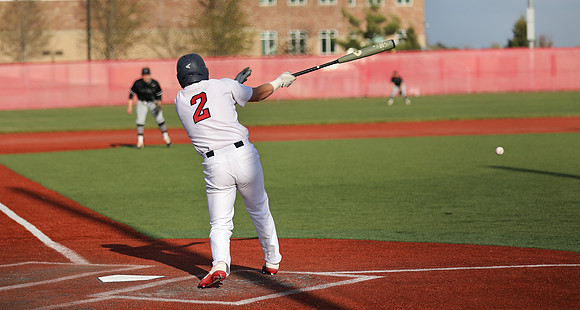 2 Davis Hamilton (64)