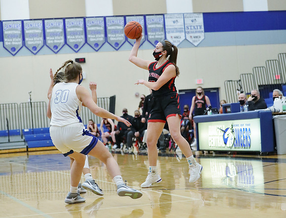 Varsity vs. Brookfield Central 1-27-21 (34)