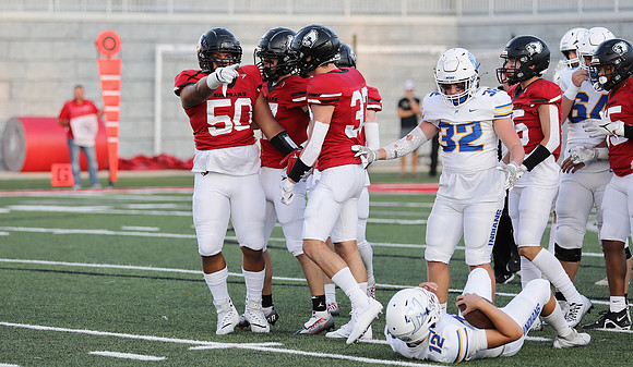 8-26-22 VARSITY vs. Mukwonago  (57)