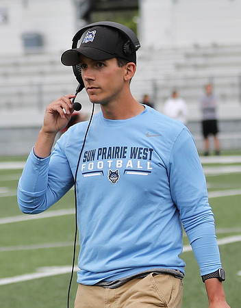 COACH Josh O'Connor  (8)