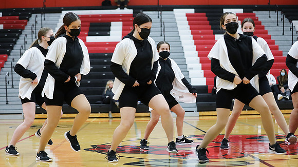 JV Dance 1-13-22 at JV Basketball Game  (55)