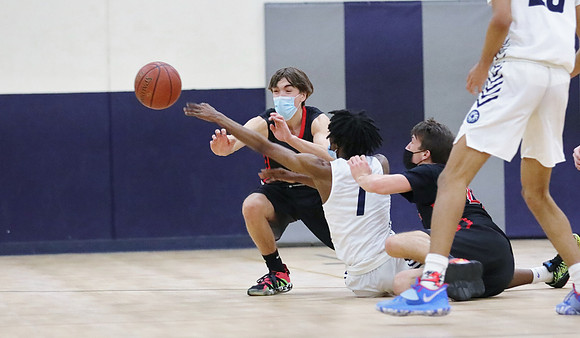10 Ethan Metz  vs. Milw Academy of Science  (13)