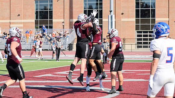 30 Gabe Lynch (23)