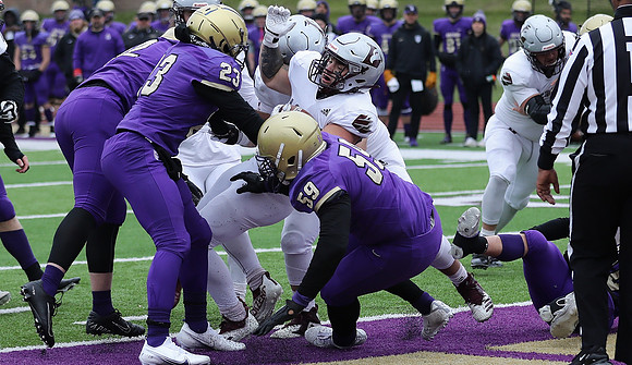 37 Ben Michalowski (11)