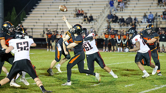 61 Caleb Savard (33)