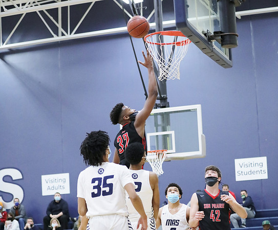 32 Marshaun Knight vs. Milw Academy of Science  (11)