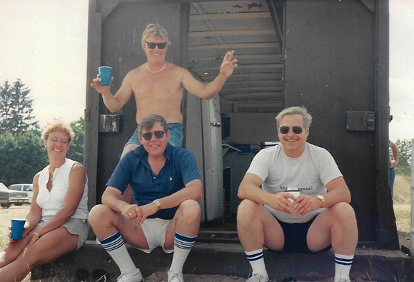 1988 (17)