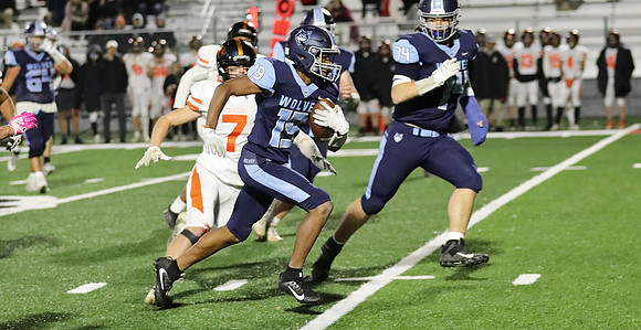19 Daniel Wilson (13)