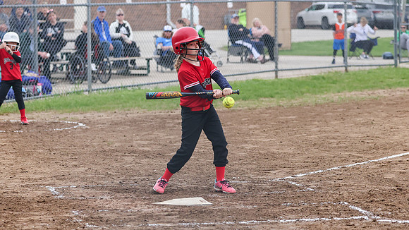 5-21-24 Ariella Baseball Game  (20)
