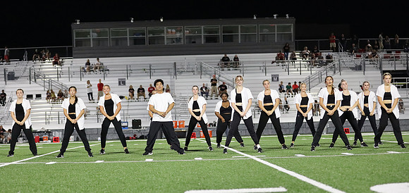 8-26-21 VARSITY Dance at Varsity Football Game  (71)