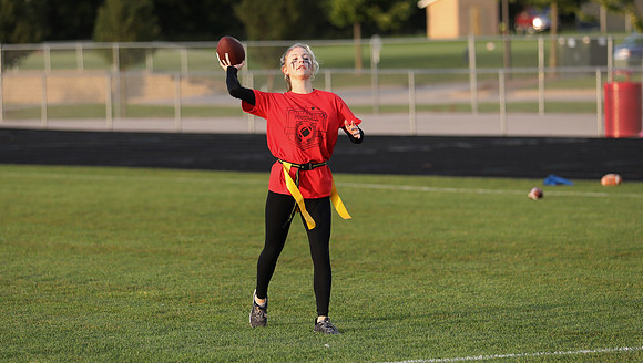 9-26-22 Powderpuff - Homecoming Week  (35)