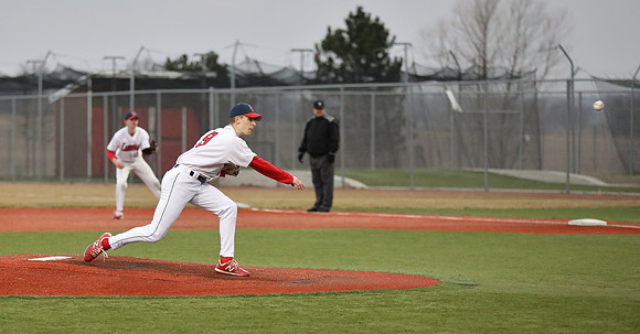 9 Evan Richmond  (45)