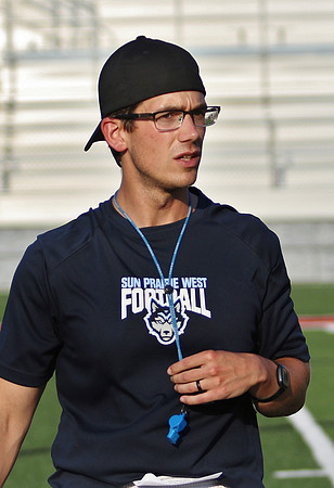 COACH Josh O'Connor  (18)