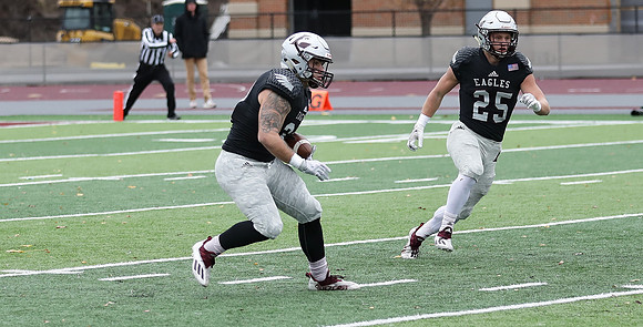 37 Ben Michalowski (21)