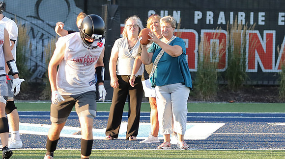 8-10-22 Impactful Woman at Practice Night  (66)