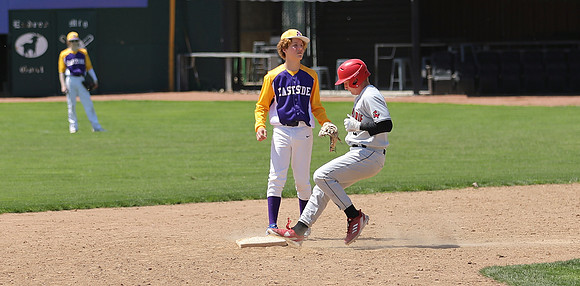 5-7-22 vs. Madison East Game 2  (27)