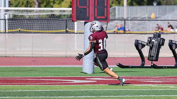 30 Gabe Lynch (37)