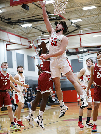 1-21-22 Varsity vs. Madison La Follette  (41)