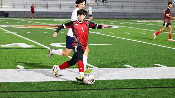 3 Evan Saugstad (13)