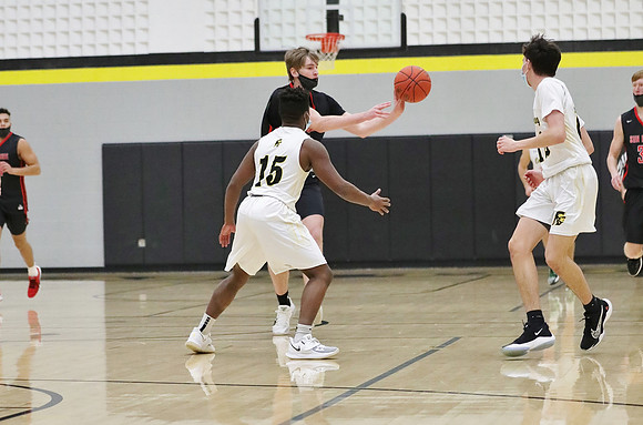 52 Parker Olson 2021 vs. East Troy