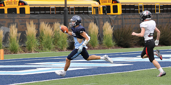 8-12-22 VARSITY Scrimmage vs. Fort Atkinson  (55)